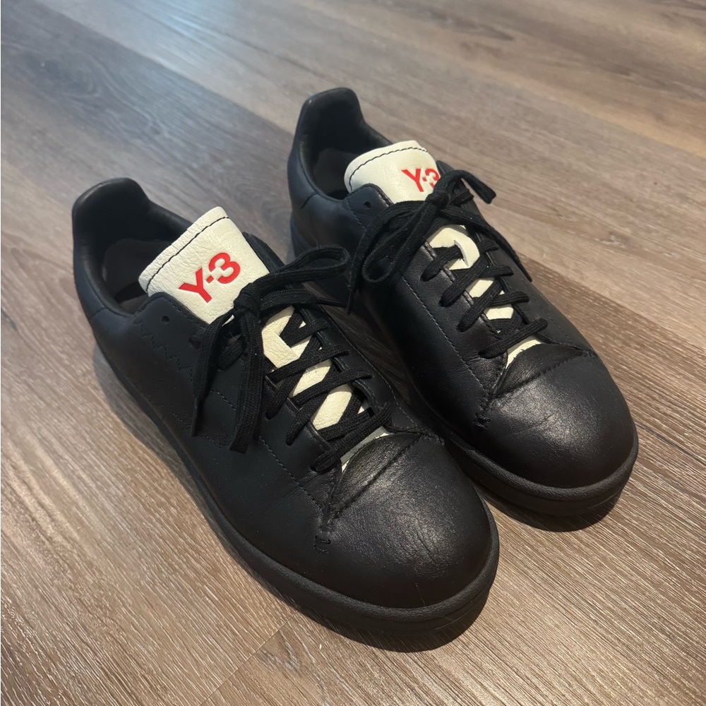 Y-3 leather sneakers. Only worn a few times.